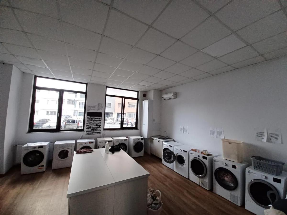 Sunset Apartment - Central Apt With Rooftop Garden Букурещ Екстериор снимка