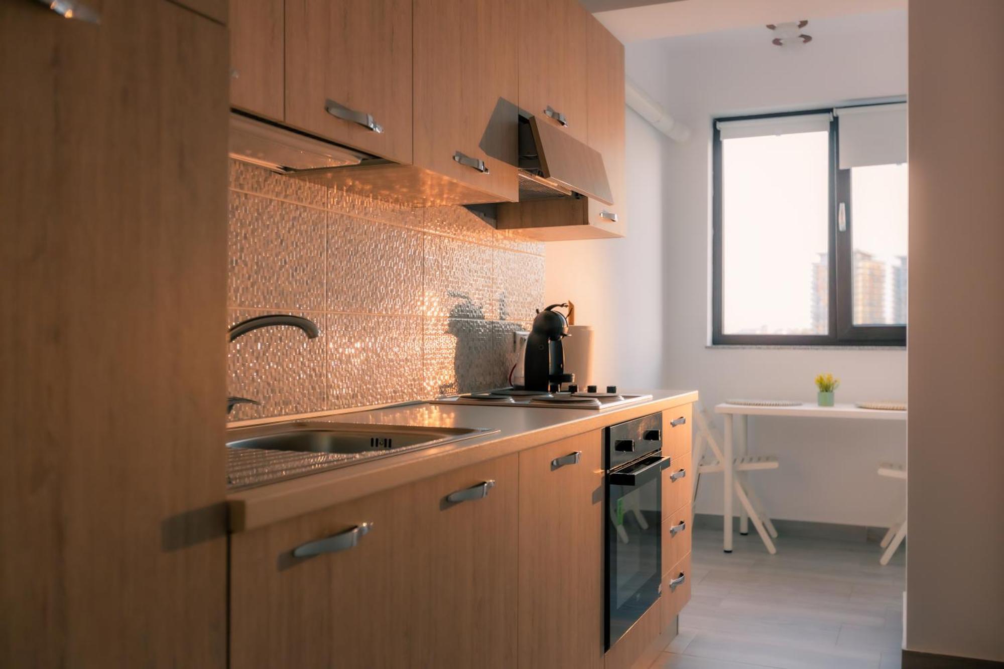 Sunset Apartment - Central Apt With Rooftop Garden Букурещ Екстериор снимка